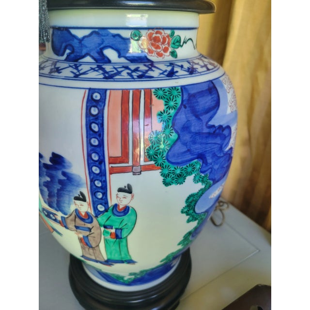 Vintage Chinoiserie Ginger Jar Style Large Ceramic Navy Red Table Lamp For Sale - Image 9 of 11