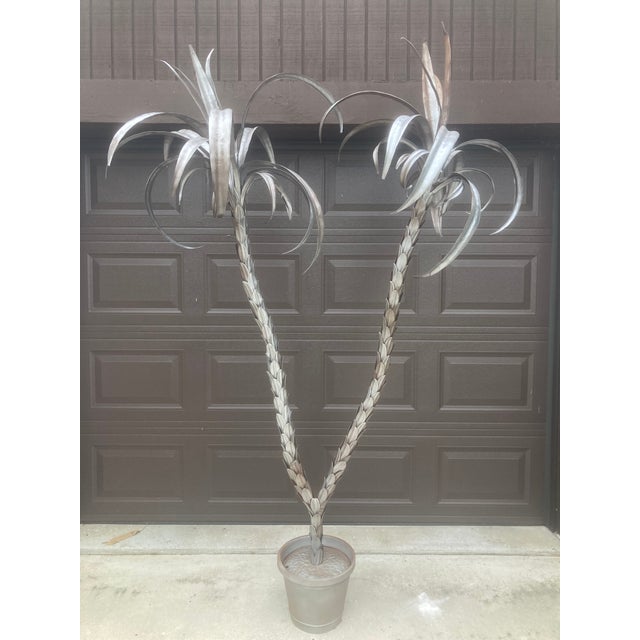 Tole Double Palm Tree in Pot Hand Crafted in Italy 1960 - Silver on Aged Bronze Patina For Sale In Miami - Image 6 of 16