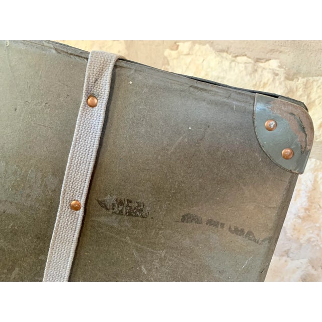 Early 20th Century Early 20th Century Vintage English Laundry Mailing Box For Sale - Image 5 of 12