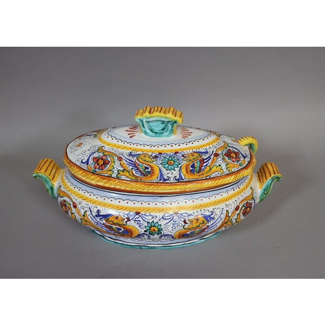 Deruta 1970s Fima Deruta Italian Raffaellesco Majolica Soup Tureen With Ladle For Sale - Image 4 of 8
