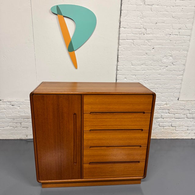 Almost alll vintage danish modern pieces were made in Sngapore or Thailand were teak is native and assembled in Denmark or...