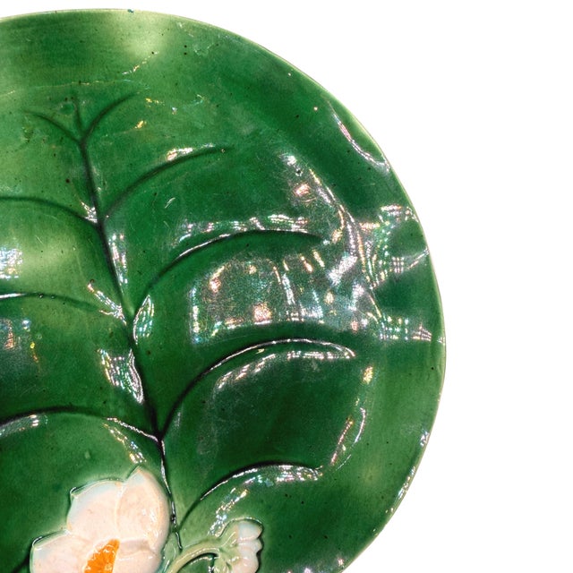 George Jones Majolica Water Lily Plate Glazed in Lush Greens, English, Ca. 1869 For Sale - Image 6 of 8