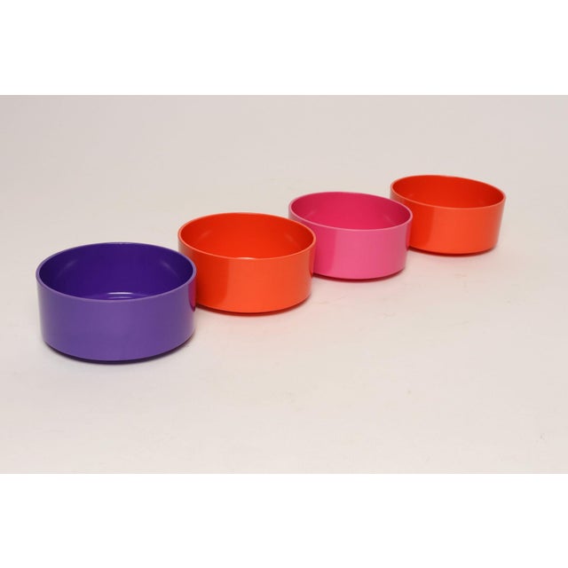 Set of four vintage melamine snack/salad bowls (model "Max") by Massimo Vignelli for Heller from the original Hellerware...