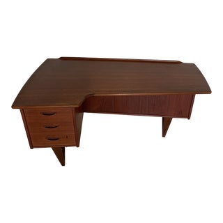 1960s Goran Strand for Leland’s Mobelfabrik Swedish Desk For Sale