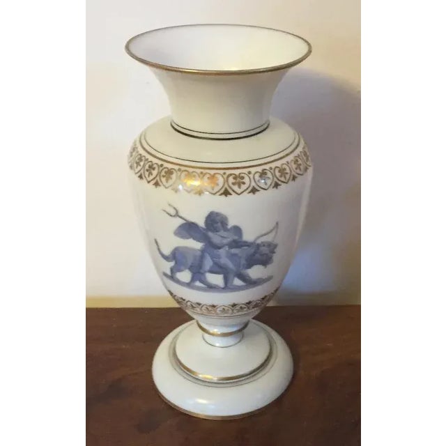 Antique 19th Century Bristol Glass Urn Vase Decorated with Cupid Leading Cerberus Painted en Grisaille For Sale In New York - Image 6 of 13