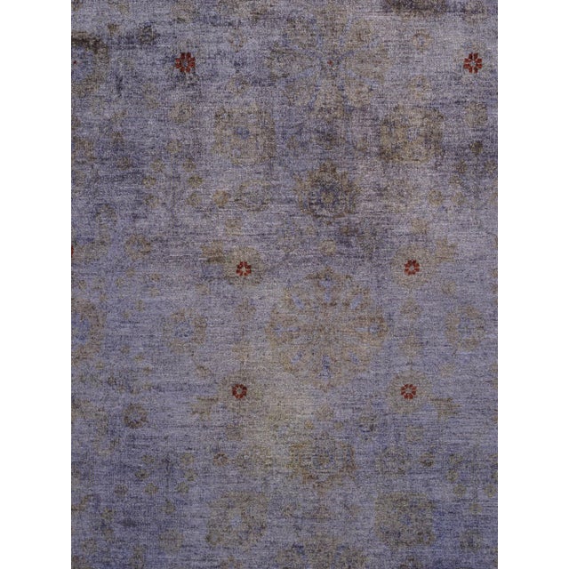 Looking for a rug that makes a statement? Look no further than this gorgeous Lahore rugs. Now Pasargad's best selling rug...