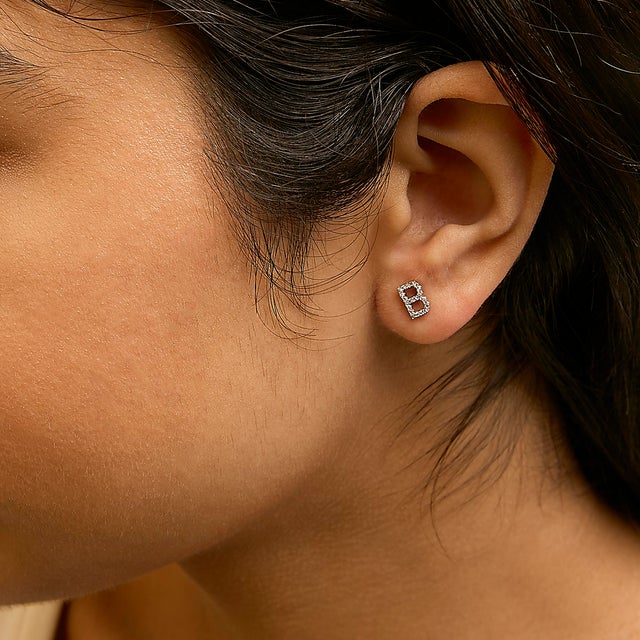 Haus of Brilliance 10K Yellow Gold 1/10 Cttw Diamond 'B' Initial Stud Earring For Sale - Image 4 of 5