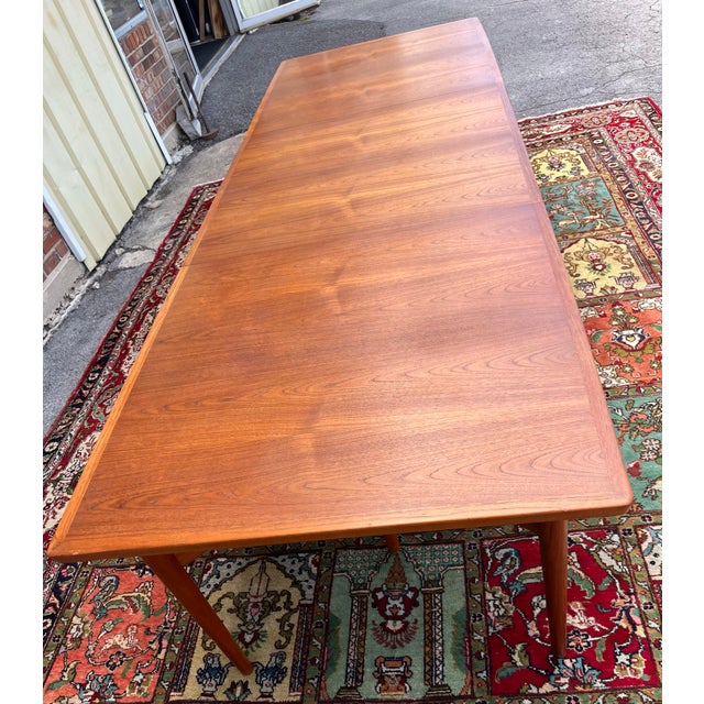 Sibast Furniture Sibast Danish Dining Room Table and 8 Chairs - Set of 9 For Sale - Image 4 of 18