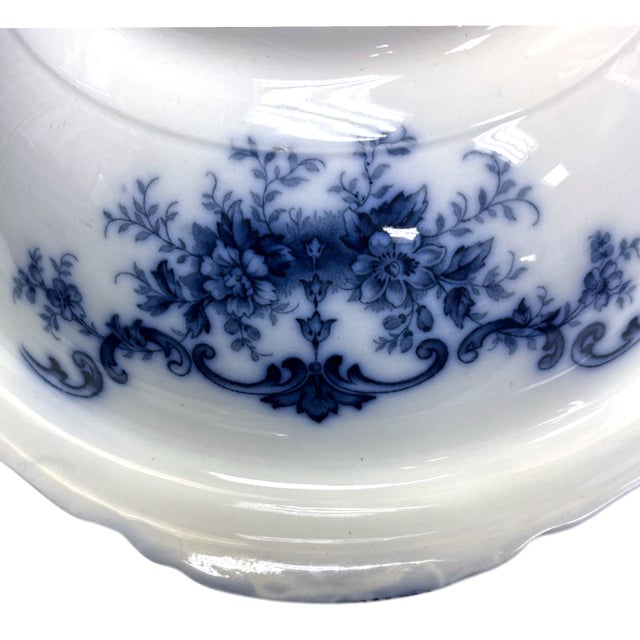 Ceramic Large Victorian Blue & White Transferware Wash Basin | Bowl in "Duchess" For Sale - Image 7 of 14