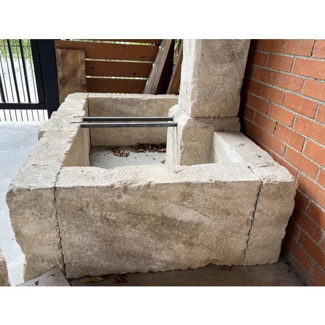 Cucuron Single Pillar Limestone Wall Fountain From the South of France For Sale - Image 13 of 14
