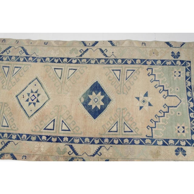 Handmade Beige and Blue Oushak Wool Runner Rug For Sale - Image 6 of 11