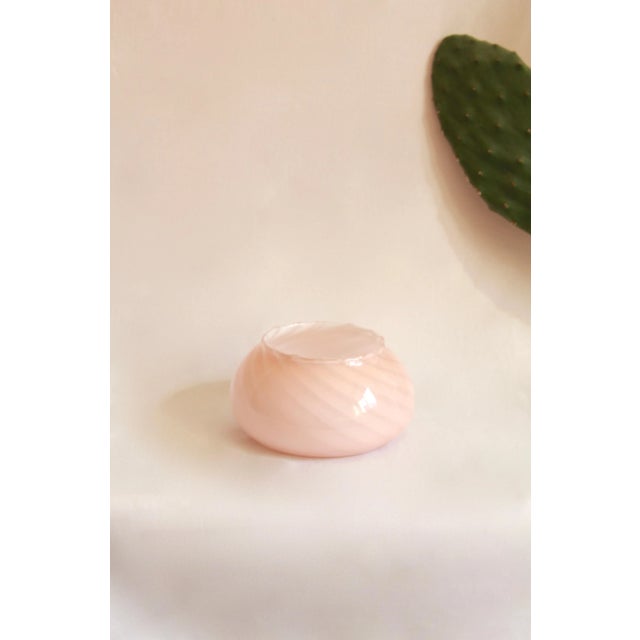 Italian Pink Swirl Murano Glass Caramella Ashtray / Vide Poche, 1970s For Sale - Image 6 of 10