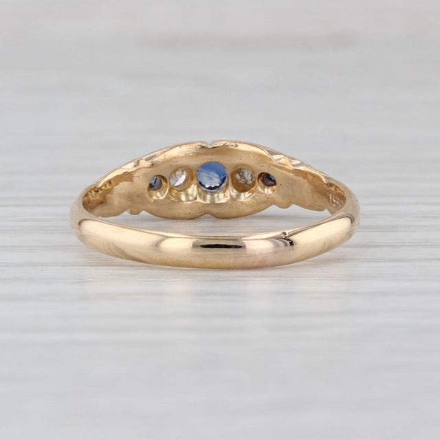 Antique 0.28ctw Sapphire Diamond Ornate Ring 18k Yellow Gold Size 9 For Sale - Image 4 of 8