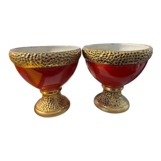 MCM Porcellane Canova Padova Italy Red & 24k Gold Hammered Pedestal Bowls, Pair For Sale