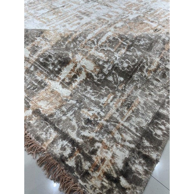 2020s 7x9 Gray Hand-Knotted Wool Faded Distressed Texture Abstract Modern Carpet Rug For Sale - Image 5 of 6