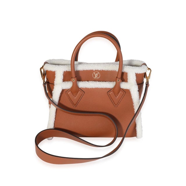 Contemporary Caramel Calfskin and Shearling On My Side PM For Sale - Image 3 of 8