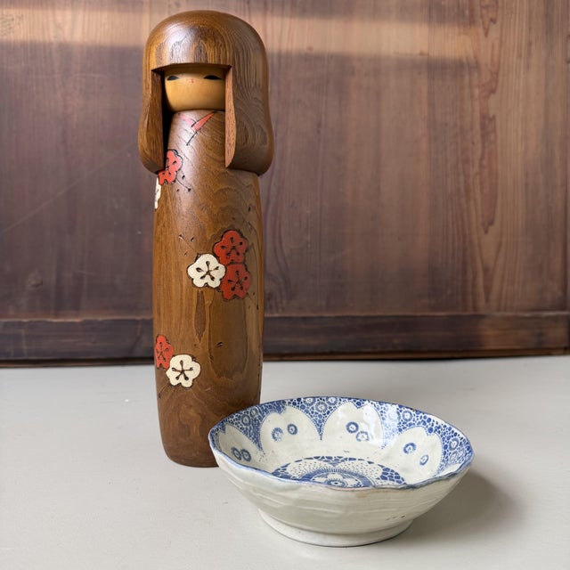 Mid-Century Modern Vintage Usaburo Kokeshi with Plum Blossom, 1970-1980 For Sale - Image 3 of 10