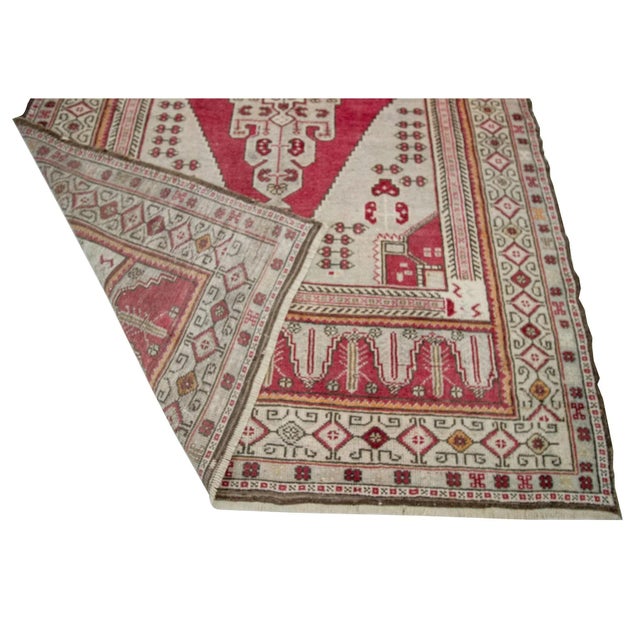 Mid 20th Century Vintage 1960's Turkish Rug- 4′8″ × 8′10″ For Sale - Image 5 of 7