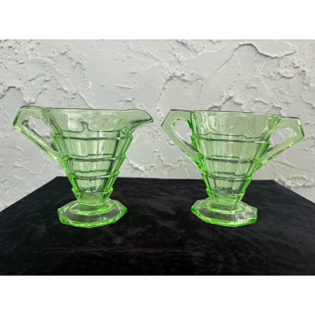 1930s Art Deco Indiana Glass Uranium Green Creamer & Sugar Set With Caddy – Depression Glass - 3pcs For Sale - Image 9 of 11