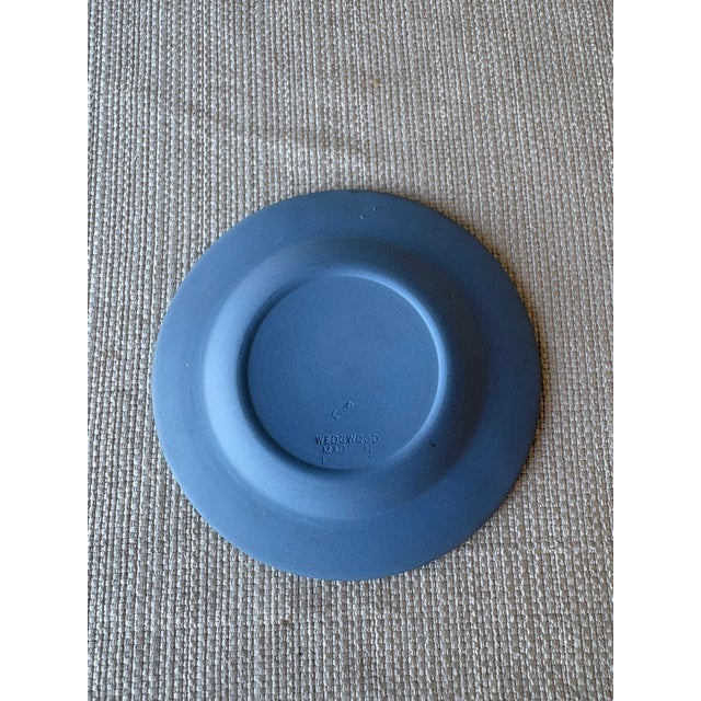 1950s Vintage Wedgwood Jasperware Blue Ashtray / Trinket Dish – Made in England For Sale - Image 5 of 5