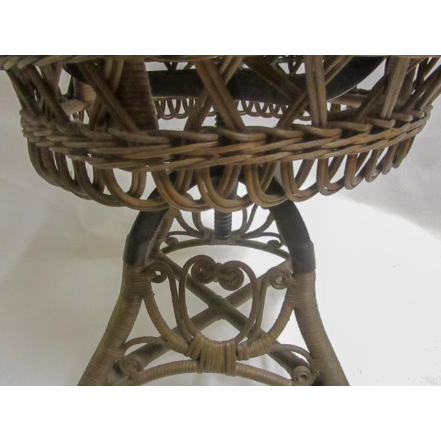 19th Century Heywood Bros. And Wakefield Co. Natural Wicker Swivel Piano Chair For Sale - Image 11 of 13