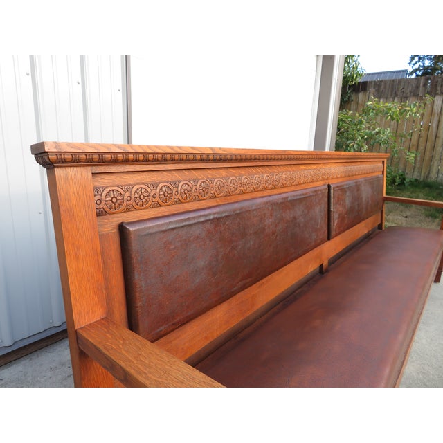 Rare 10ft Arts & Crafts Tiger Oak Leather Bench ~ Train Station or Fraternal Club Seating ~ Limbert / Stickley Craftsman Era For Sale In Seattle - Image 6 of 18