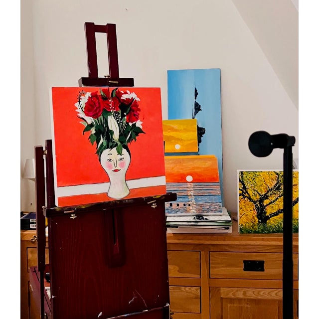 Surrealism Lily, the Vase With a Face For Sale - Image 3 of 3