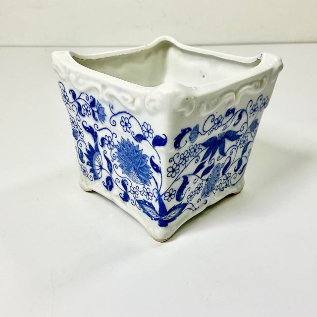 1940s 1940s Vintage Boho Chic Hollywood Regency Chinoiserie Blue Onion Petite Planter For Sale - Image 5 of 10