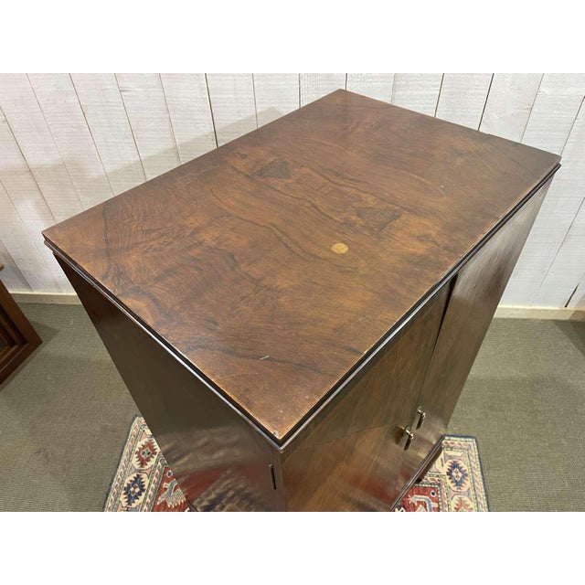 English Walnut Sideboard, 1930s For Sale - Image 12 of 18