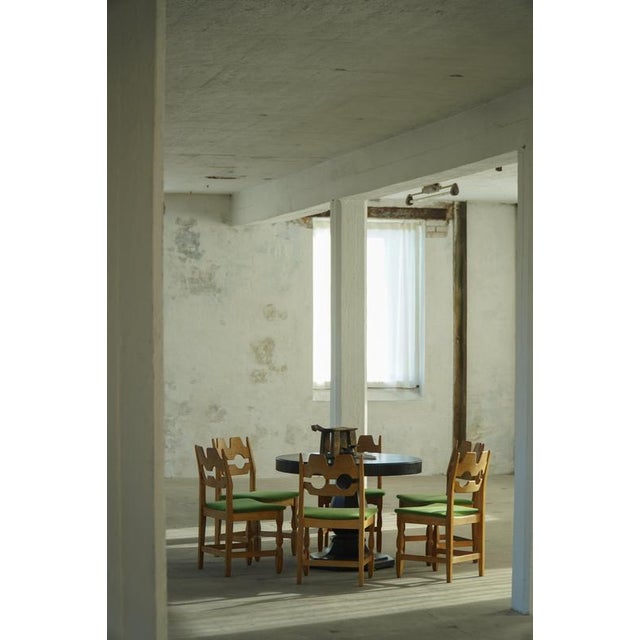 Vintage Razorblade Chairs in Oak and Green Mohair by Henning Kjærnulf, 1960s, Set of 6 For Sale - Image 4 of 18