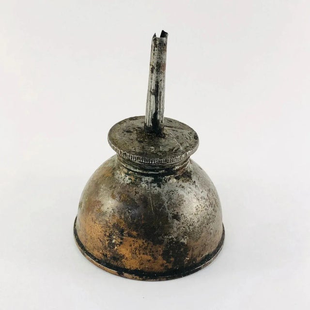From the 1930s this is a wonderful vintage copper and steel oil can. Great for all you old-school car buffs out there or...