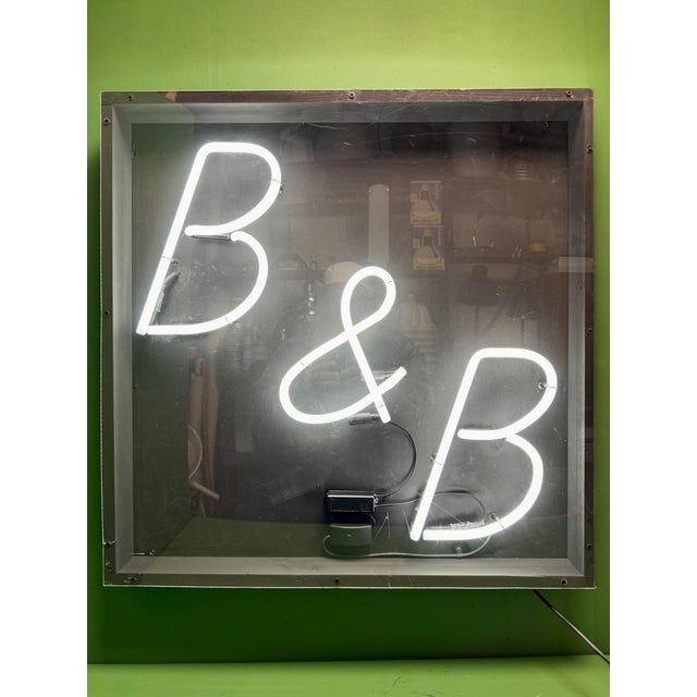 Large B&B Bed & Breakfast Neon Sign, 1980s For Sale - Image 3 of 7