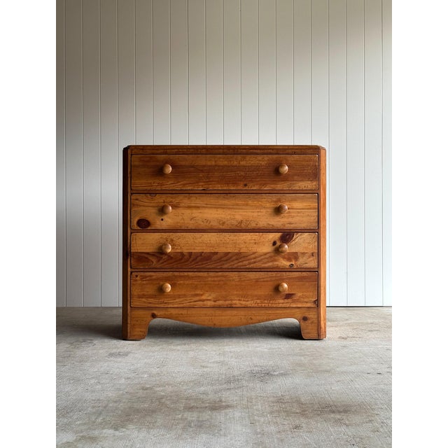 Traditional Vintage Lane “America” Collection Pine Chest of Drawers For Sale - Image 3 of 18