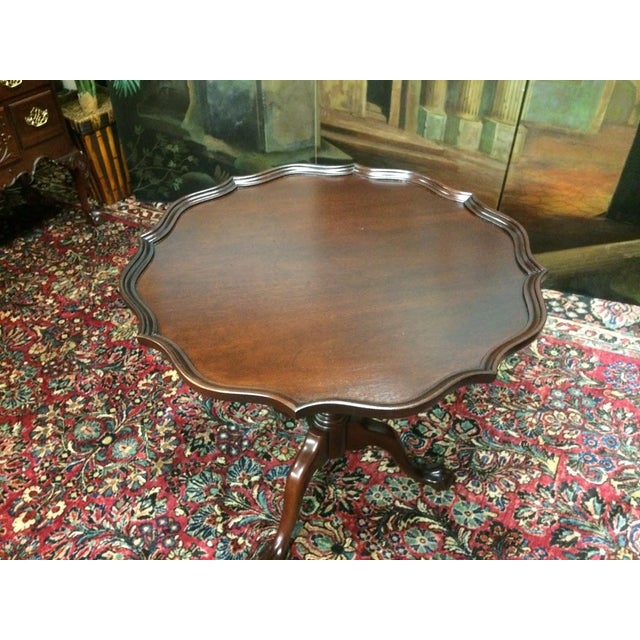 Vintage Mahogany Pedestal Table, Scalloped Accent Table For Sale - Image 6 of 7