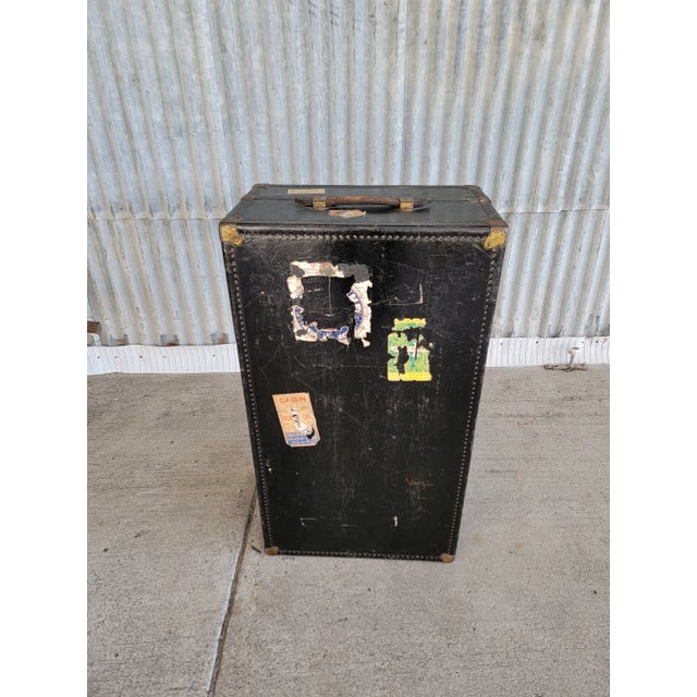 1930s 1930s Oshkosh Fitted Wardrobe Steamer Trunk For Sale - Image 5 of 12