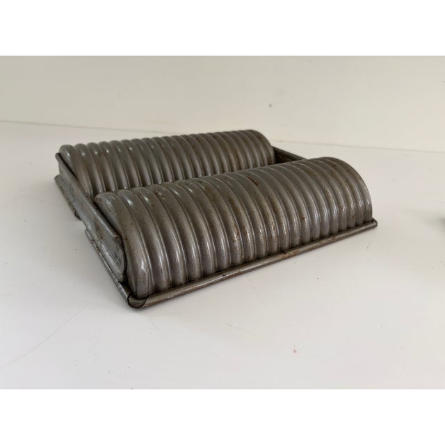 Vintage Commercial Double Loaf Ribbed Bread Pan For Sale - Image 11 of 15