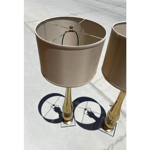 Hollywood Regency Pair of Gold Mercury Glass/Lucite Base Table Lamps For Sale - Image 4 of 9