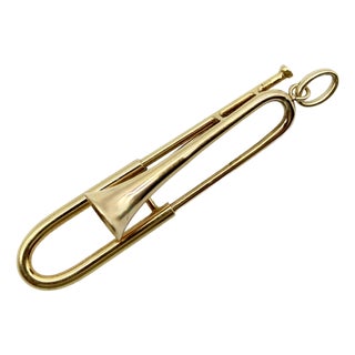 Vintage 14k Gołd Mechanical Slide Trombone Pendant For Sale