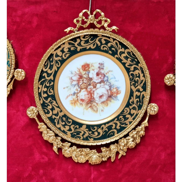 Baroque Ornate Gold-Framed Botanical Wall Décor – Set of 3 Baroque Ceramic Medallions in Bottle Green For Sale - Image 3 of 4