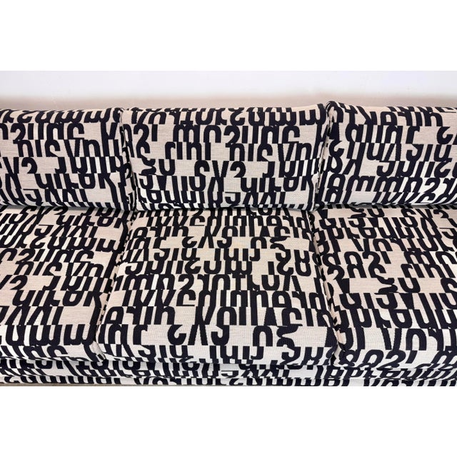 Mid-Century Modern Vintage Directional Design by Sedgefield Milo Baughman / Paul McCobb Style Sofa Restored For Sale - Image 3 of 12