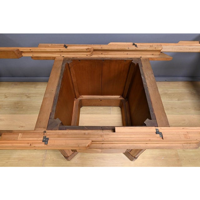 Octagonal Extending Table in Mahogany, 1920 For Sale - Image 11 of 18