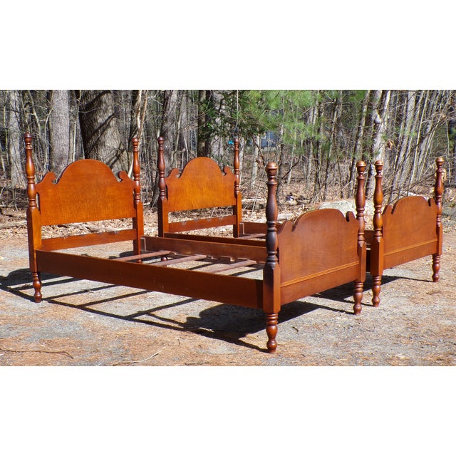 Vintage Pair Atlas Furniture Curly Maple Poster Twin Beds For Sale - Image 10 of 18