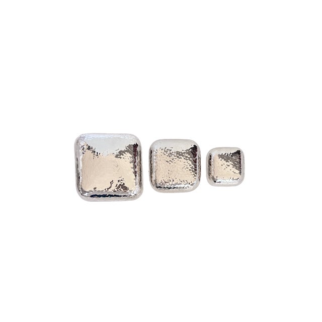 Mid-Century Modern 1960s Silver Plate Hand Hammered Nesting Boxes, Square Hand Hammered, Set of 3 For Sale - Image 3 of 6