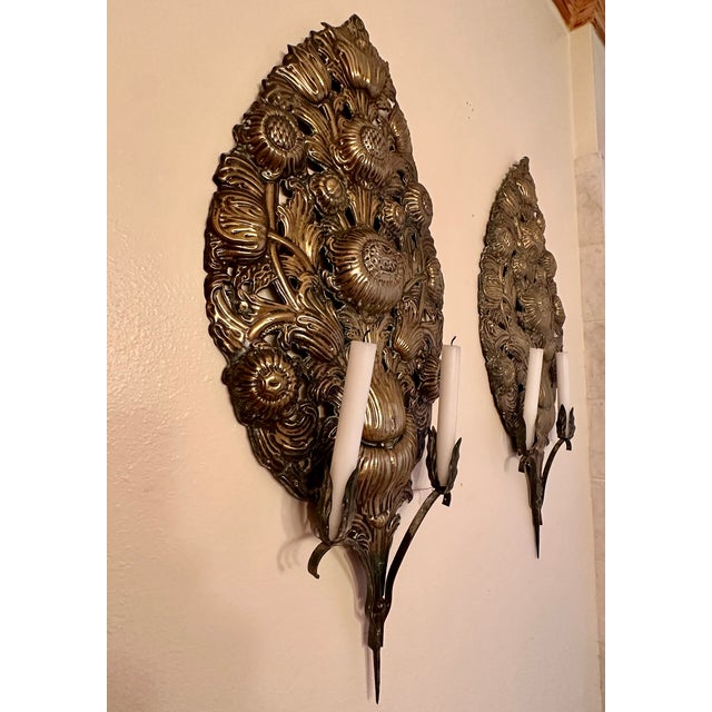 19th Century Italian Pair of Antique Brass Altar Palmettes Pair of sumptuous decorative Baroque style lanceolate palm...