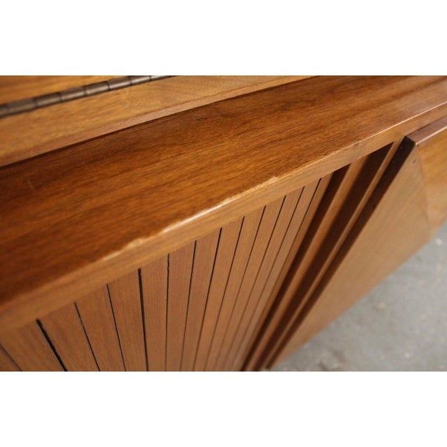 Mid 20th Century Diamond Front Walnut Cabinet W/ Bookcase Topper For Sale In New York - Image 6 of 11