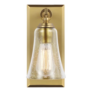 Sean Lavin by Visual Comfort Studio Monterro 1-Light Sconce, Burnished Brass For Sale