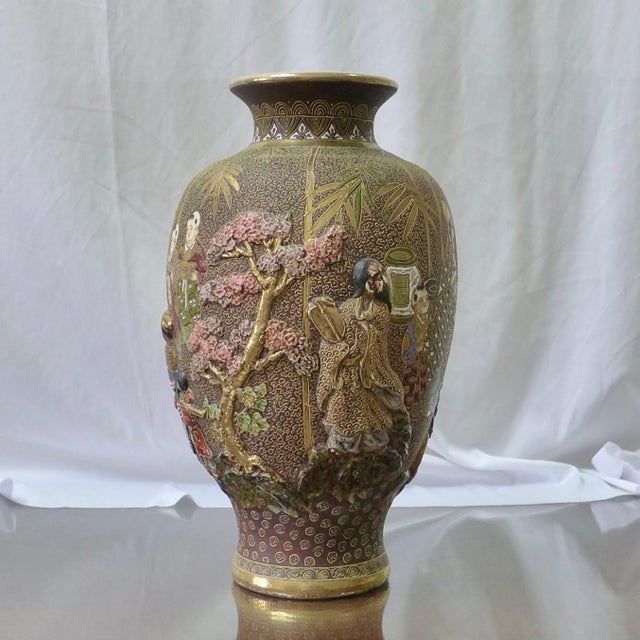 Japanese Satsuma Moriage Porcelain Vase For Sale - Image 4 of 11