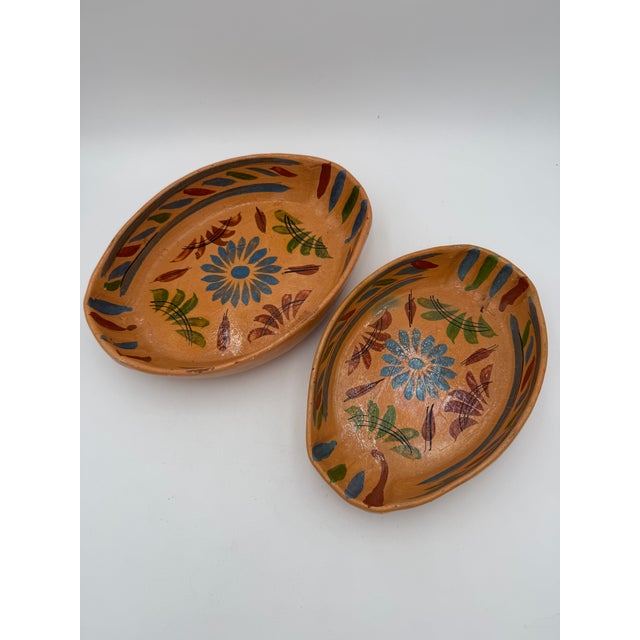 Vintage Tlaquepaque Pottery Nesting Bowl 2 Pc Serving Set For Sale In Dallas - Image 6 of 7