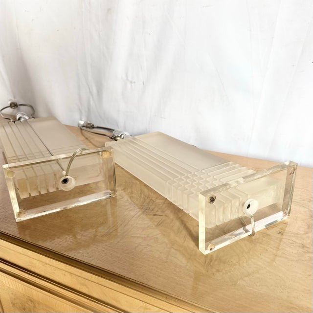 Art Deco Rectangular Lucite Table Lamps - A Pair For Sale - Image 9 of 10