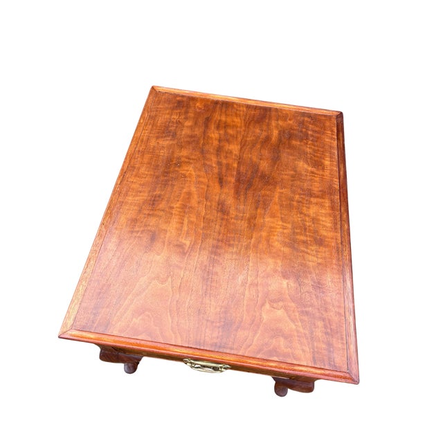 Henredon 1970s Henredon Queen Anne-Style Drawer Side Table or Nightstand For Sale - Image 4 of 5